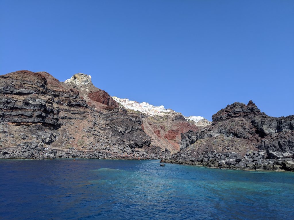 Croisière au large de Santorin, Oia depuis la mer
