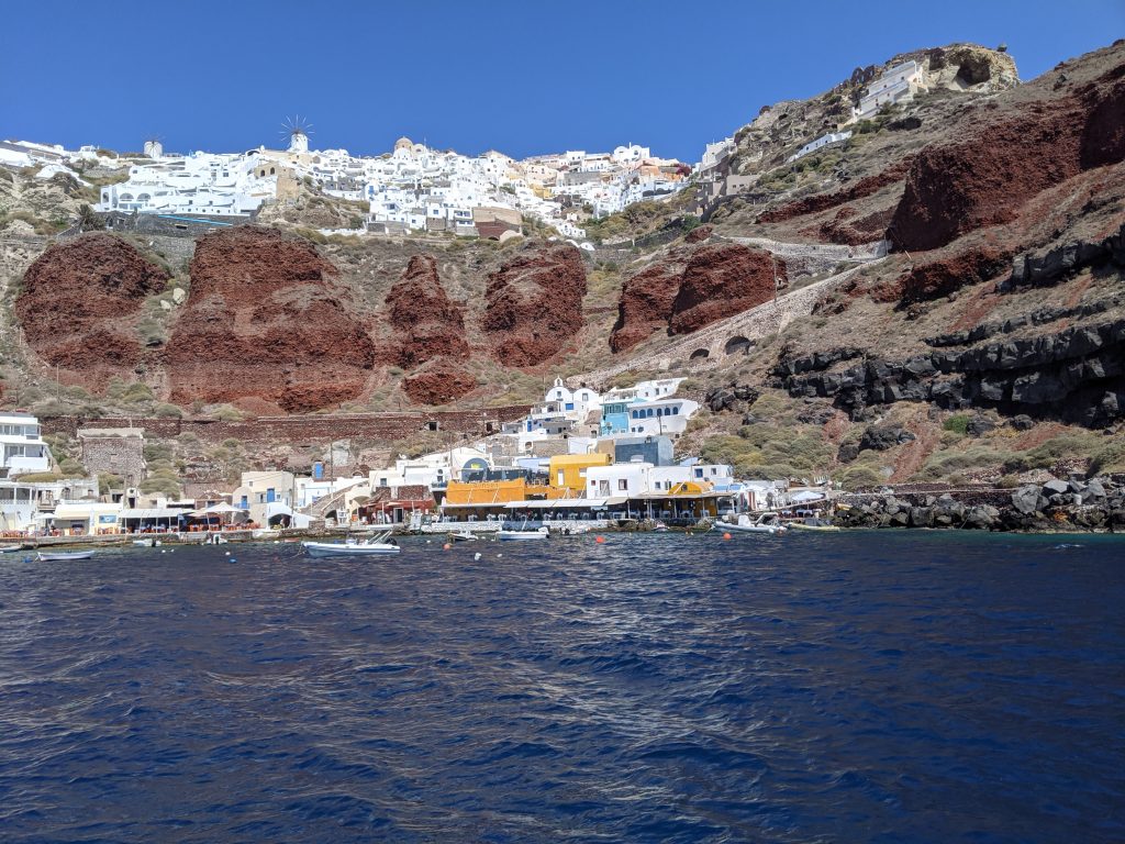 Petit port de pêche d'Amoudi