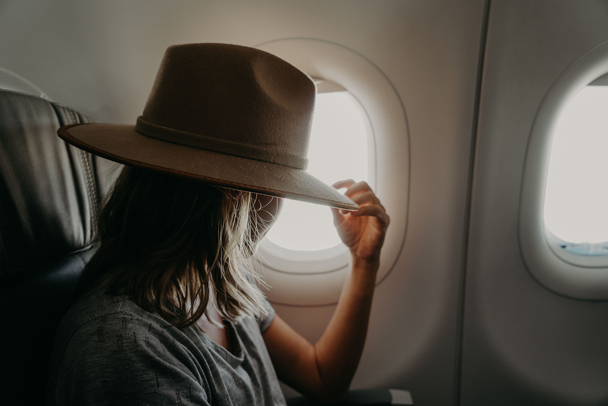 Femme qui voyage seule