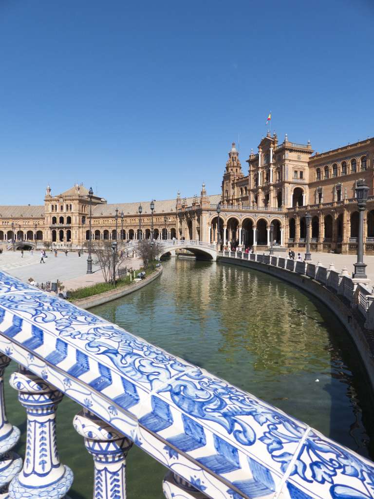 Que faire à Séville ? Arpenter la Place d'Espagne