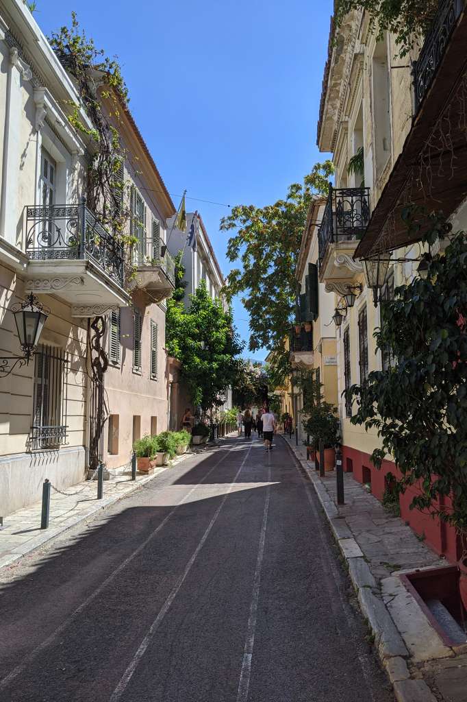 Que faire à Athènes ? Flaner dans le quartier de Plaka