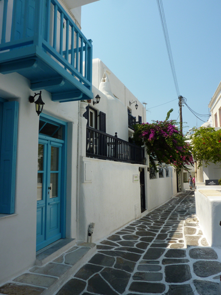 Perdez vous dans les ruelles typiques de Mykonos