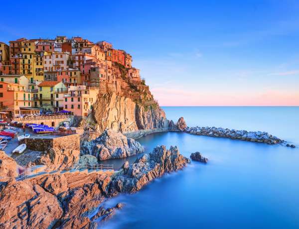 Village cinque terre : Vue sur Manarola