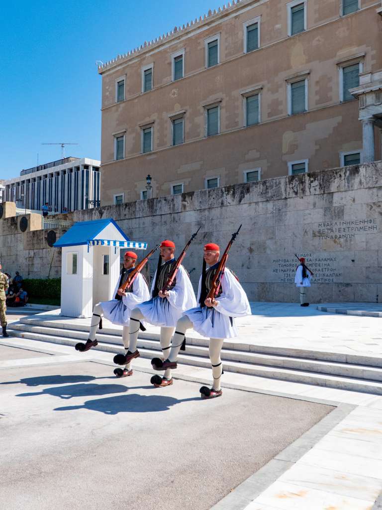 Relève de la garde, place Syntagma