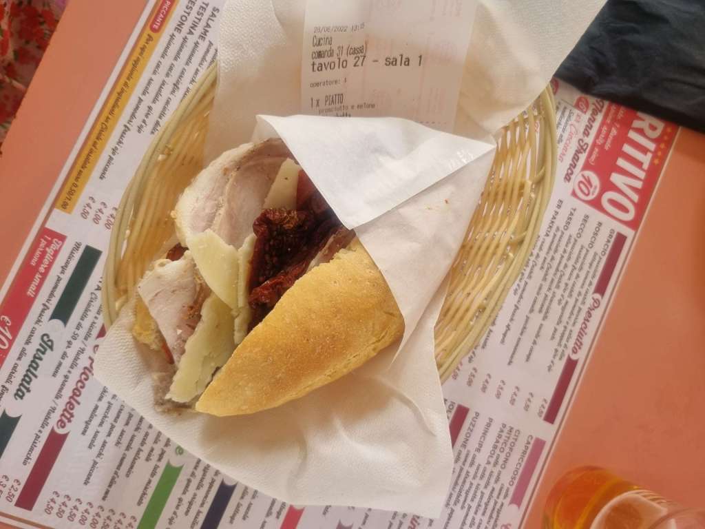 sandwich à la porchetta