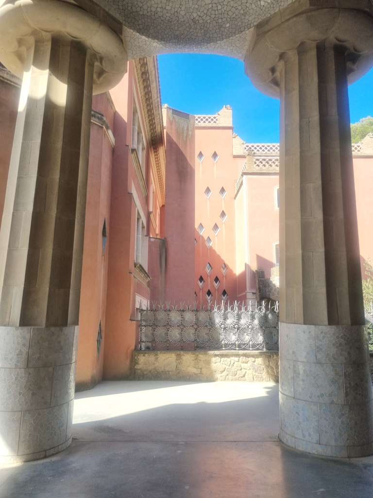 parc guell, barcelone